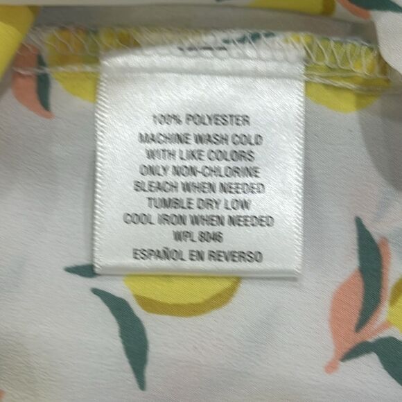 Maison Jules Lemon Print Sleeveless Blouse with Scalloped Hem - S - Picture 8 of 11